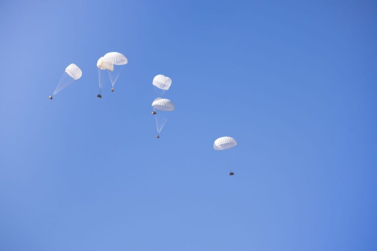 NASA verschleudert Milliarden für Überschall-Fallschirme: Ist das wirklich der Fortschritt, den wir brauchen?